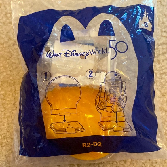 (8) McDonald’s Toys (All expect Sonic 2 toy 4 are in OG packaging) - Picture 13 of 16